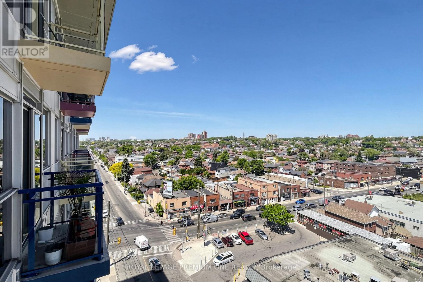 #913 1600 KEELE STREET - 18