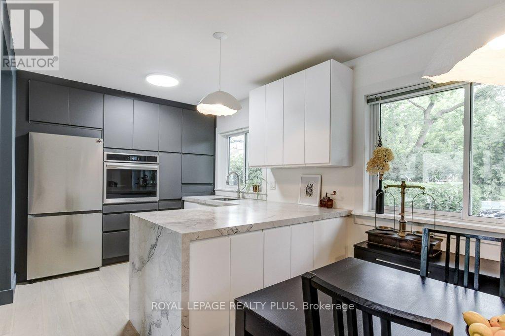 5322 WINDERMERE DRIVE - 13