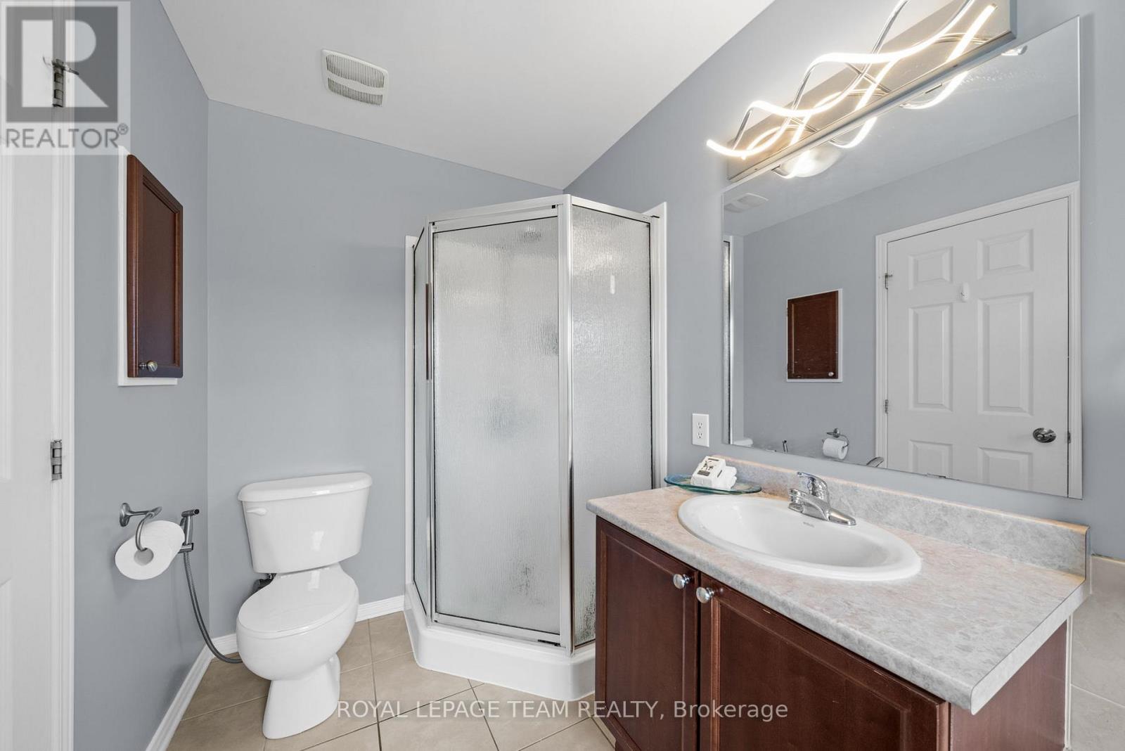3 Bed, 3 Bath House for Sale in Ottawa – 348 BRIGITTA STREET, Ottawa – MLS# X13538458 - Image 47