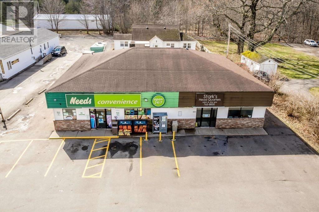 796 & 800 Main Street - 44