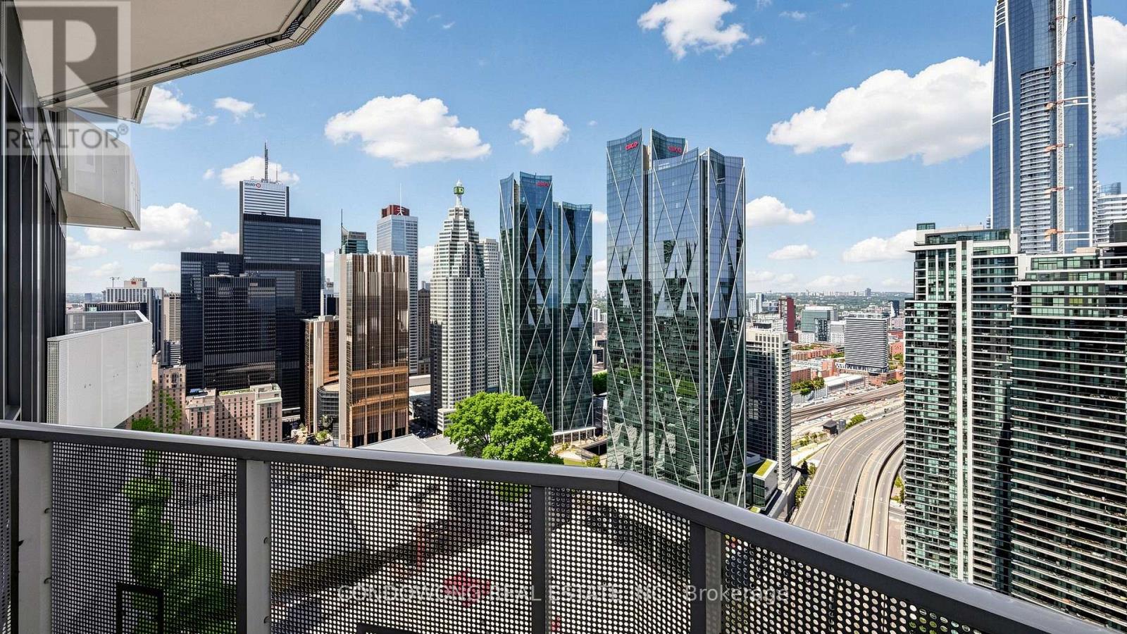 #4905 100 HARBOUR STREET - 25