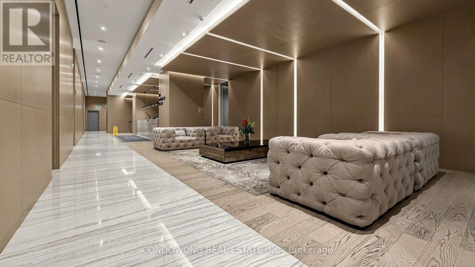 #4905 100 HARBOUR STREET - 48
