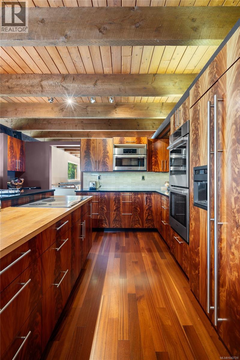 314 Bessborough Ave - 10