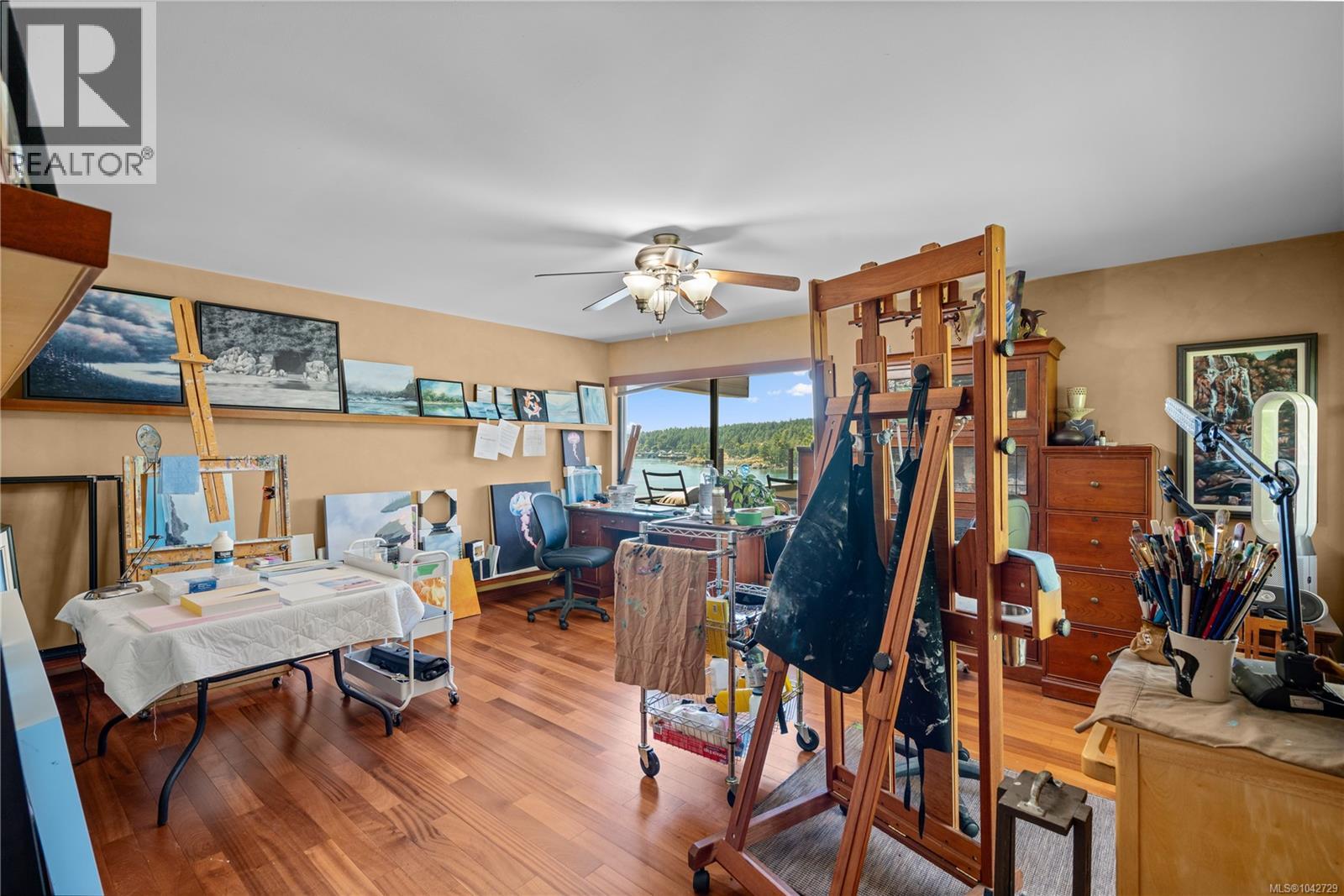 314 Bessborough Ave - 46