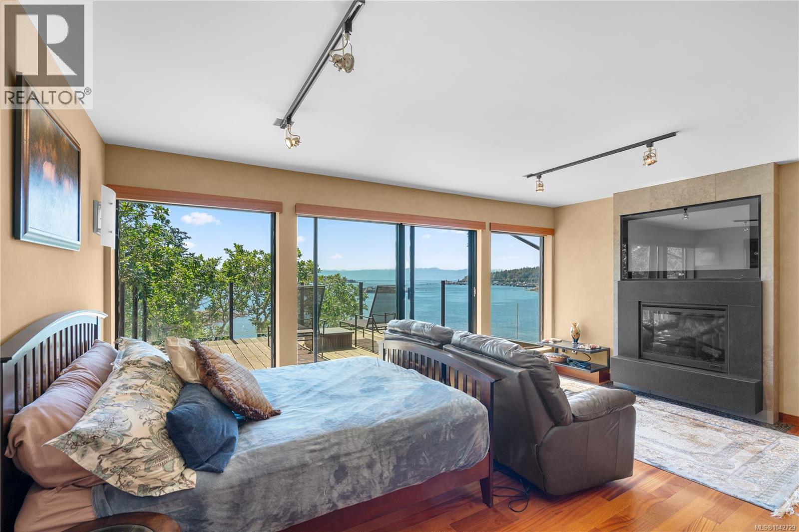 314 Bessborough Ave - 32