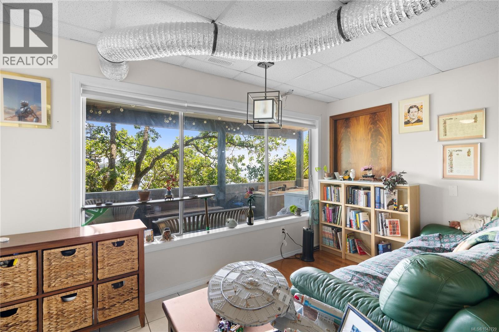 314 Bessborough Ave - 59