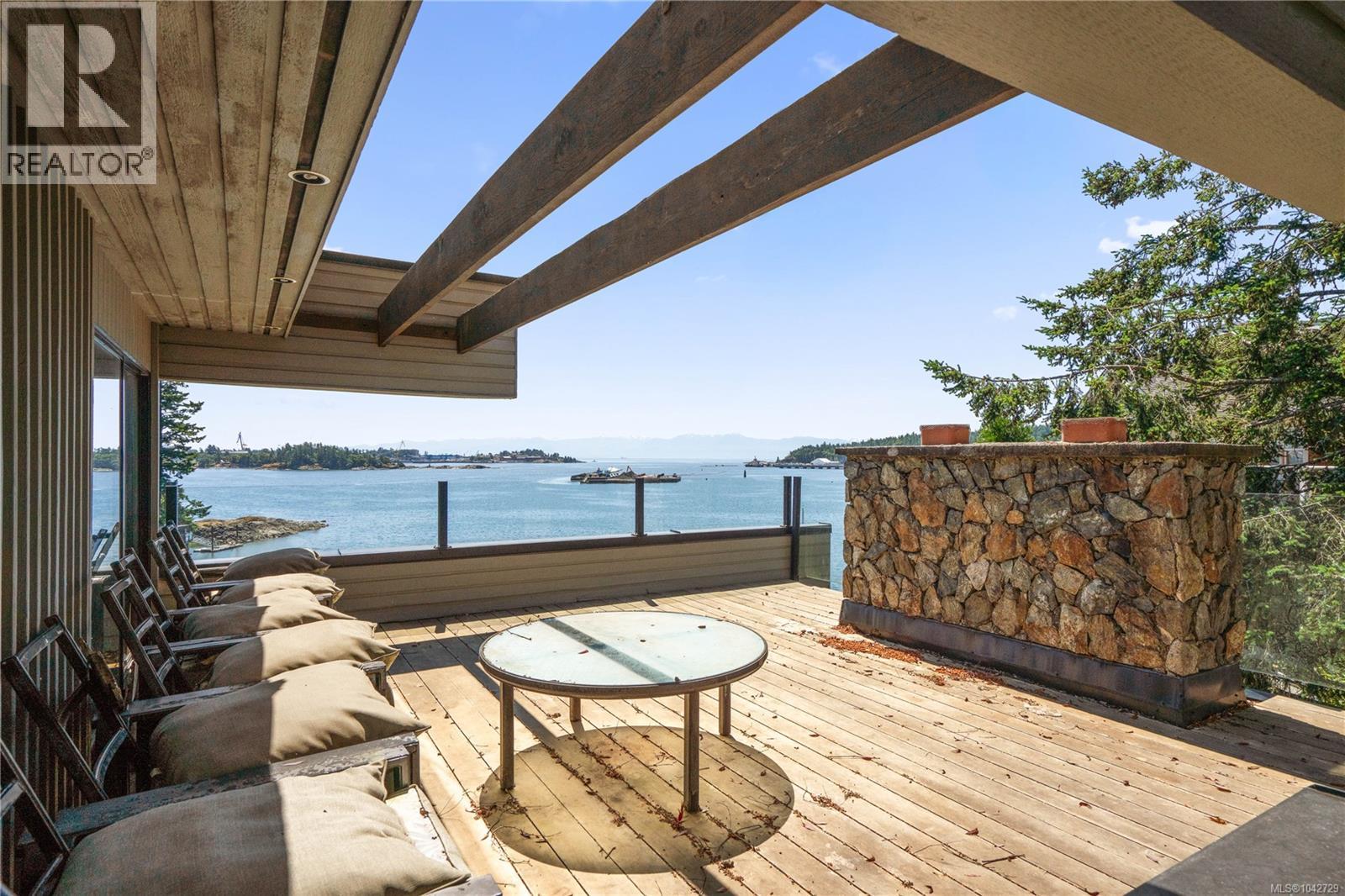 314 Bessborough Ave - 53
