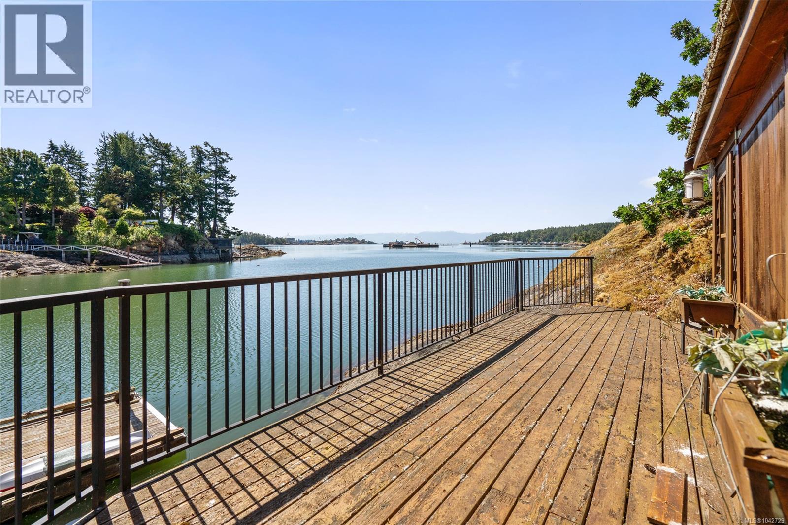 314 Bessborough Ave - 70