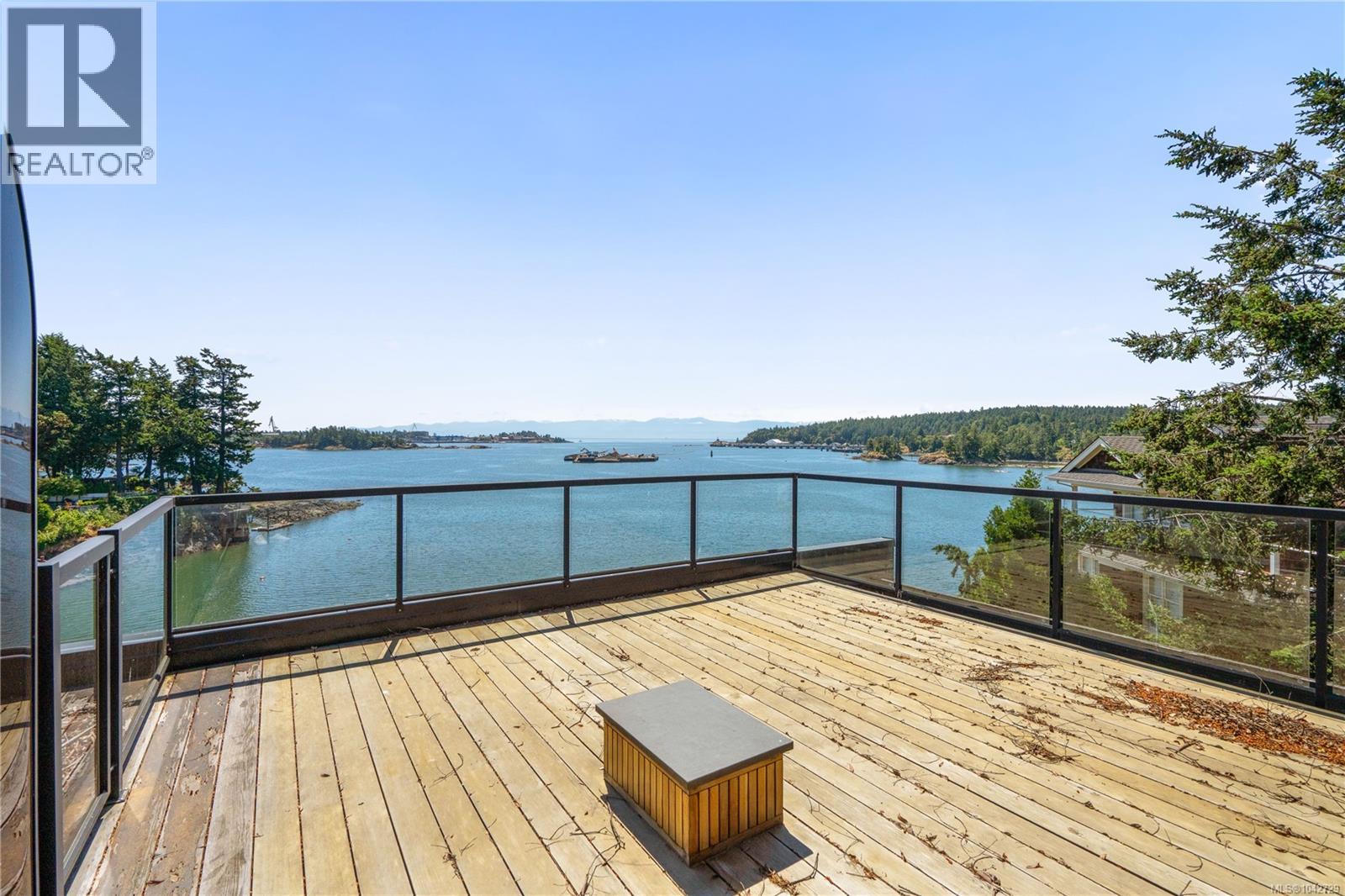 314 Bessborough Ave - 76
