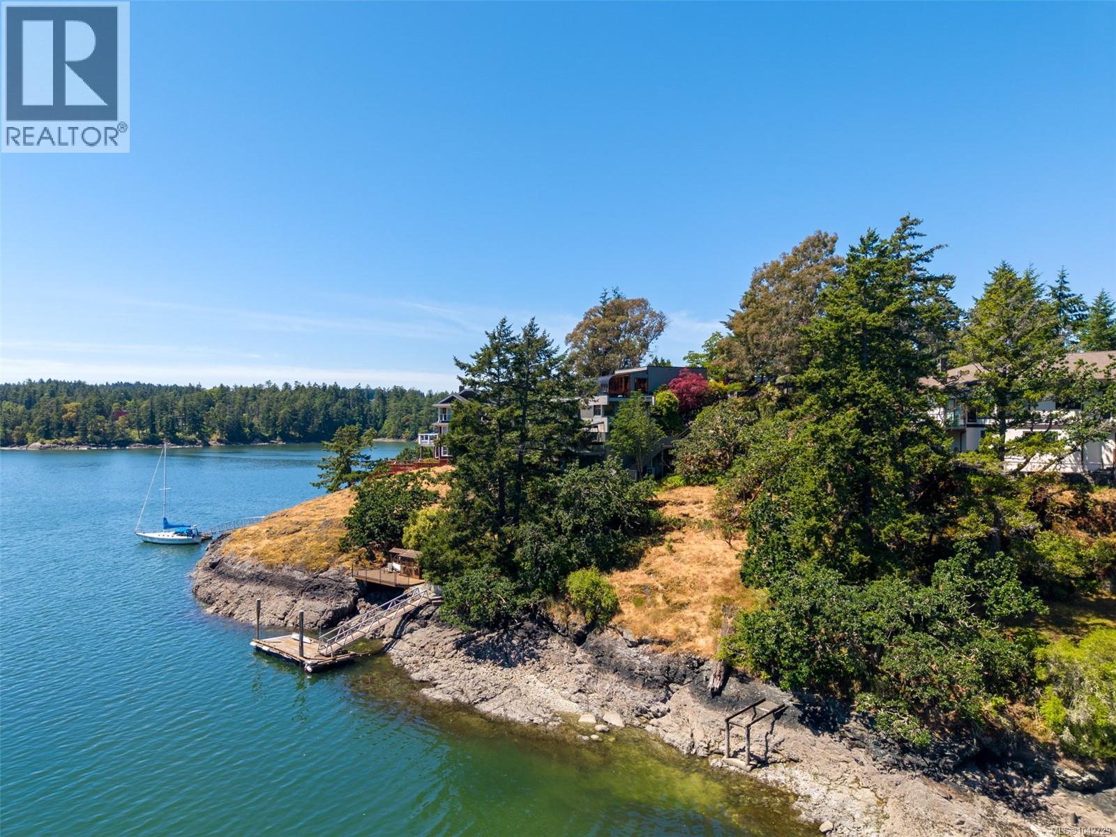 314 Bessborough Ave - 95