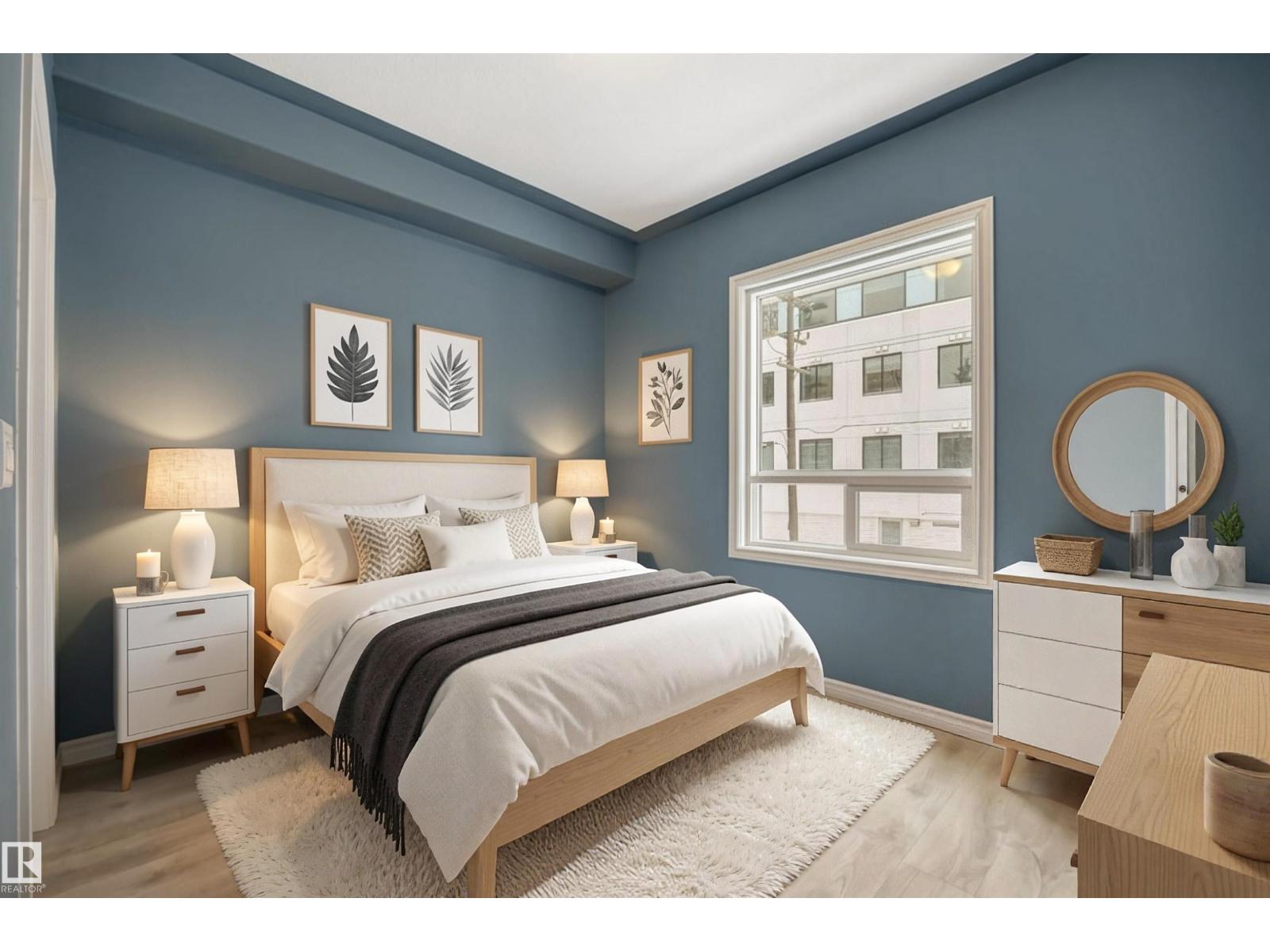 #203 10046 110 ST NW - 34