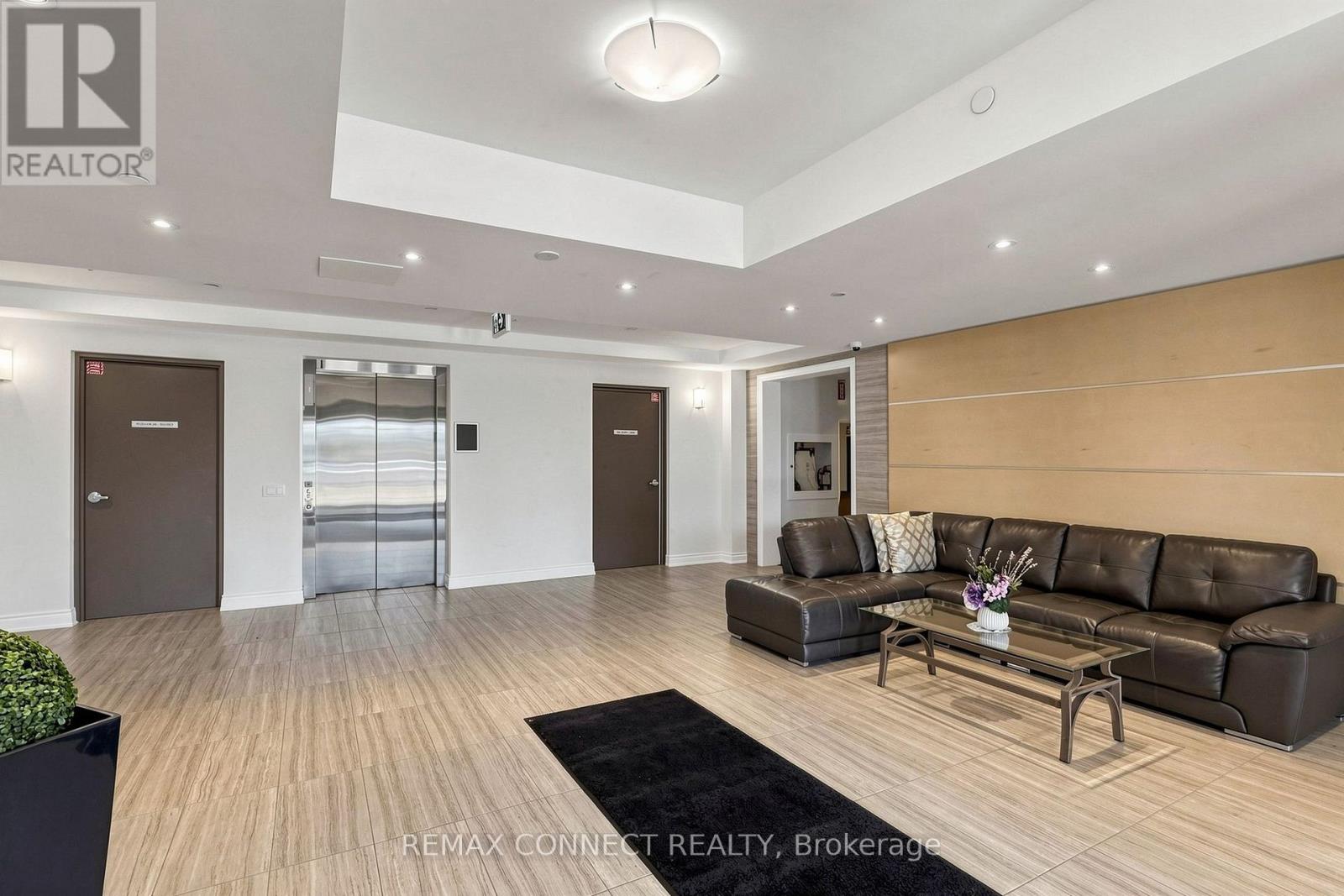 #307 84 ASPEN SPRINGS DRIVE - 2