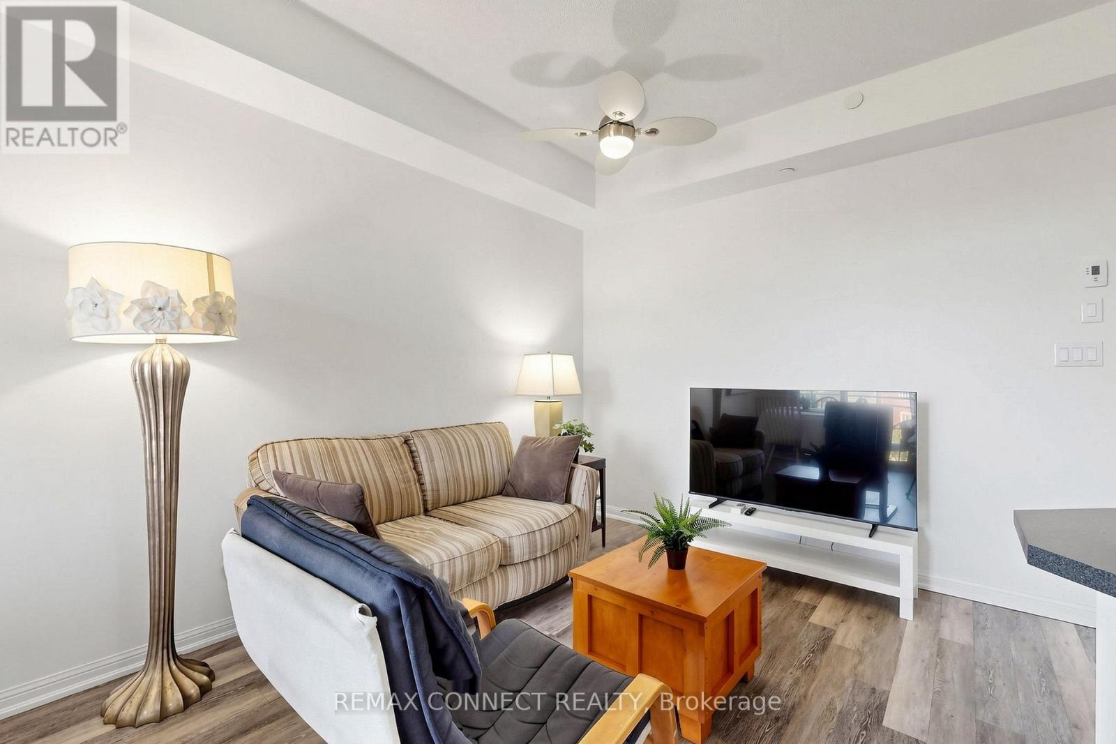 #307 84 ASPEN SPRINGS DRIVE - 4