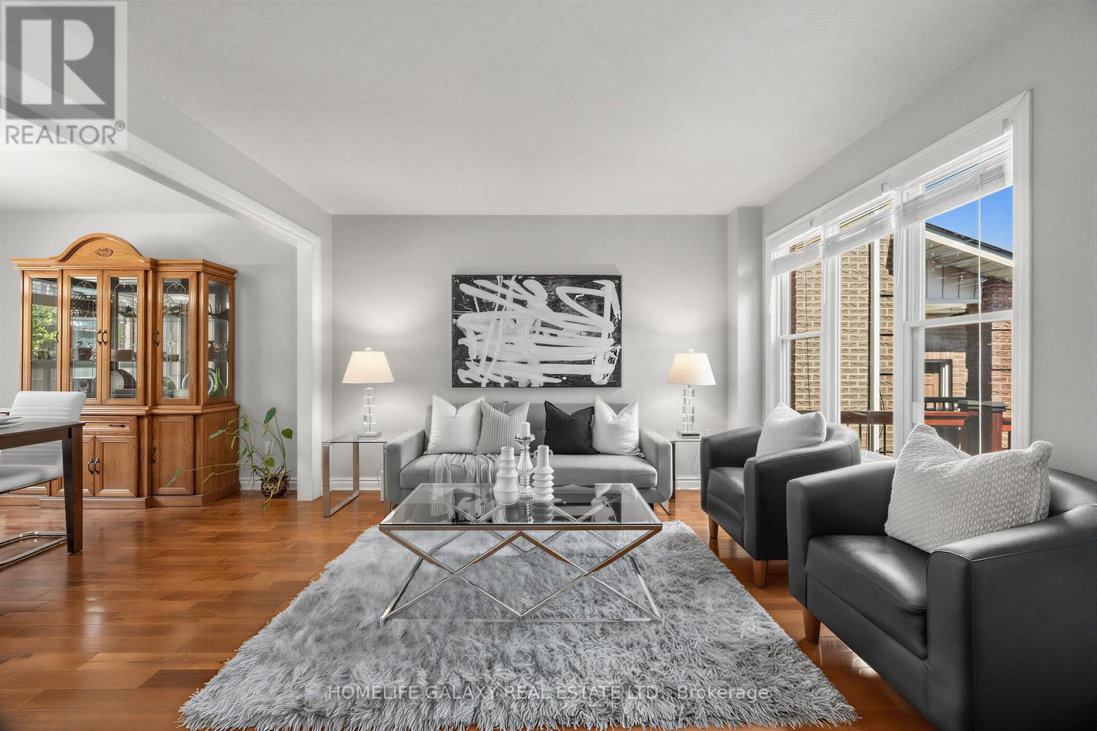 6 BLUEBELL CRESCENT - 6
