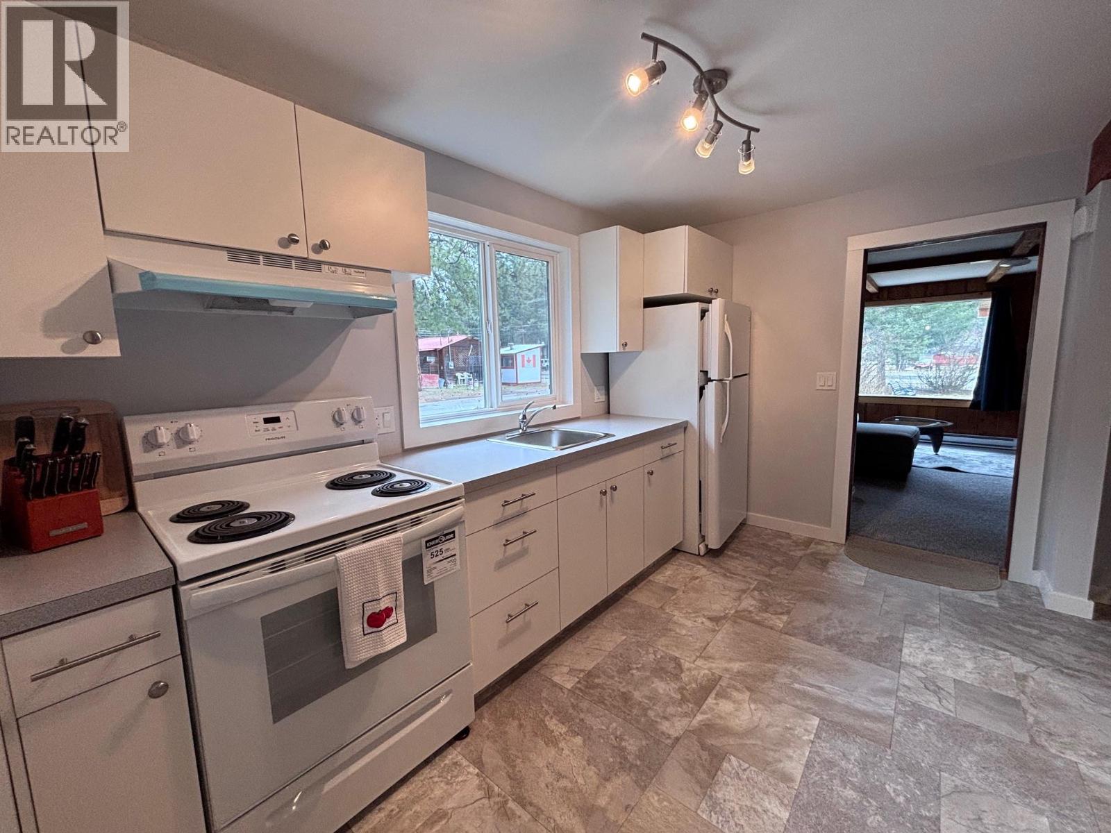 90 2nd Avenue - 8