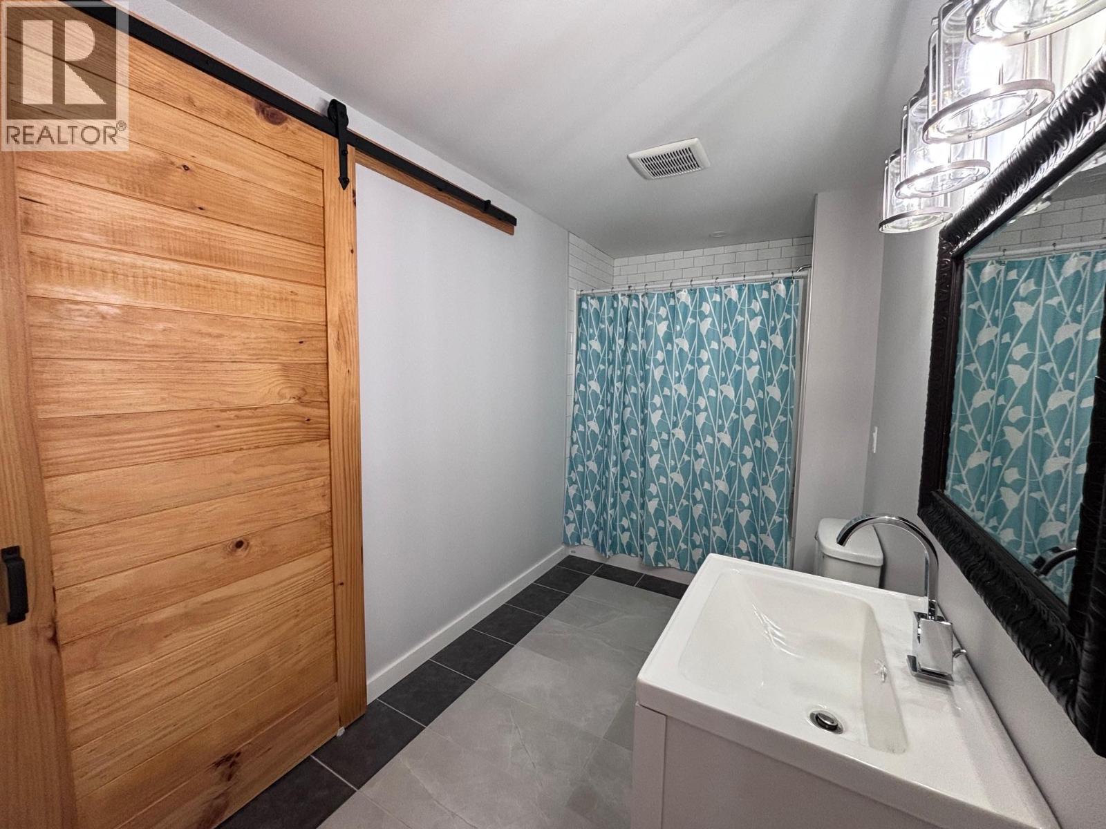 90 2nd Avenue - 17