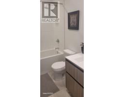 901 - 8 Beverley Glen Boulevard, Vaughan, ON L4J0L5 Photo 6