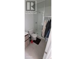 901 - 8 Beverley Glen Boulevard, Vaughan, ON L4J0L5 Photo 9