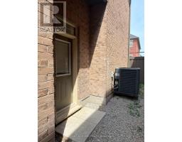 B - 2 Chesney Crescent, Vaughan, ON L4H4A7 Photo 16