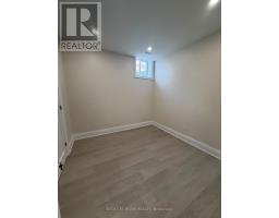 B - 2 Chesney Crescent, Vaughan, ON L4H4A7 Photo 8