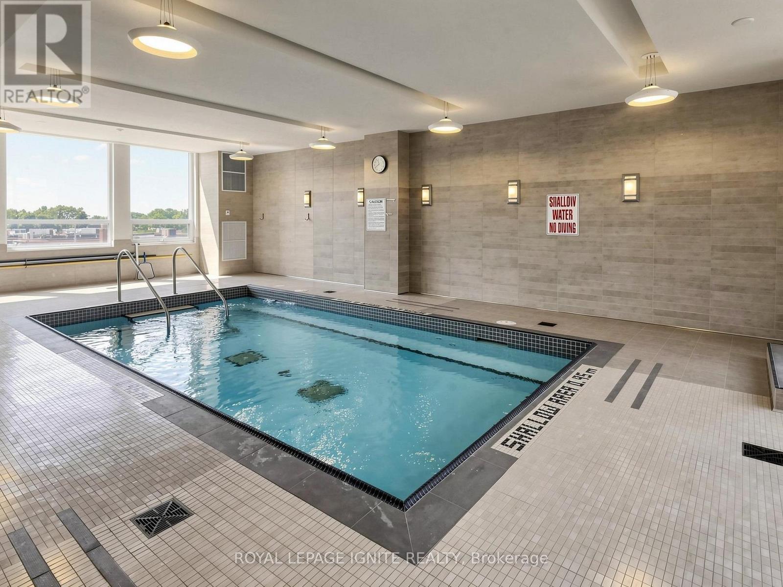 #204 500 ST.CLAIR AVENUE W - 39