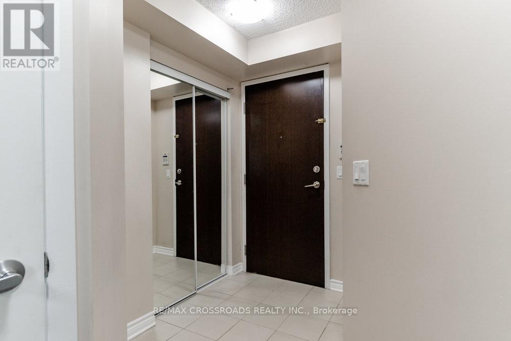 #604 215 SHERWAY GARDENS ROAD - 3