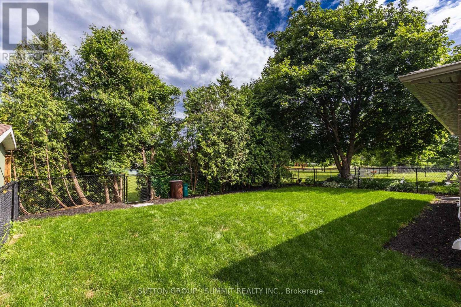 1414 DEWBOURNE CRESCENT - Image 40