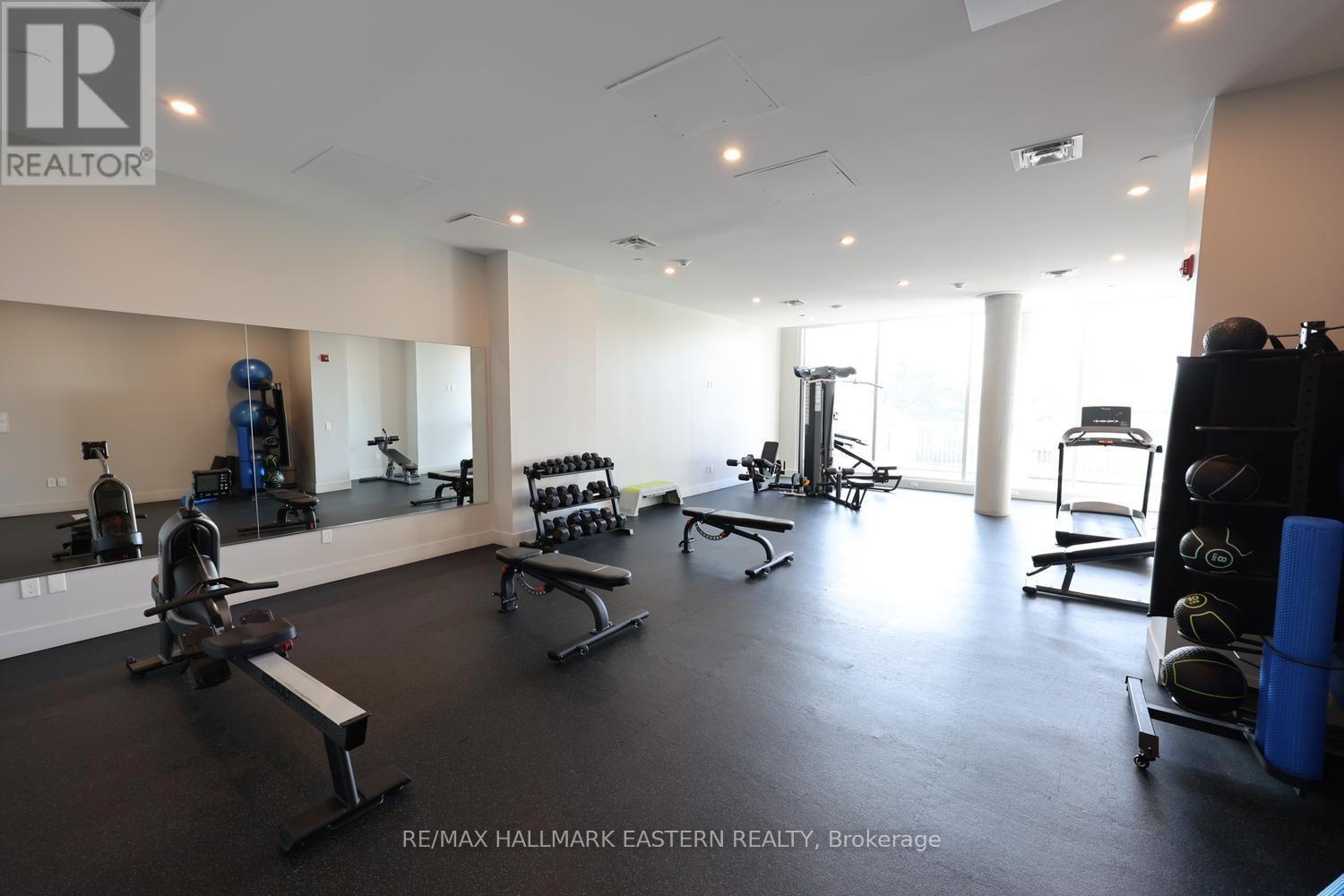 #308 195 HUNTER STREET E - 27