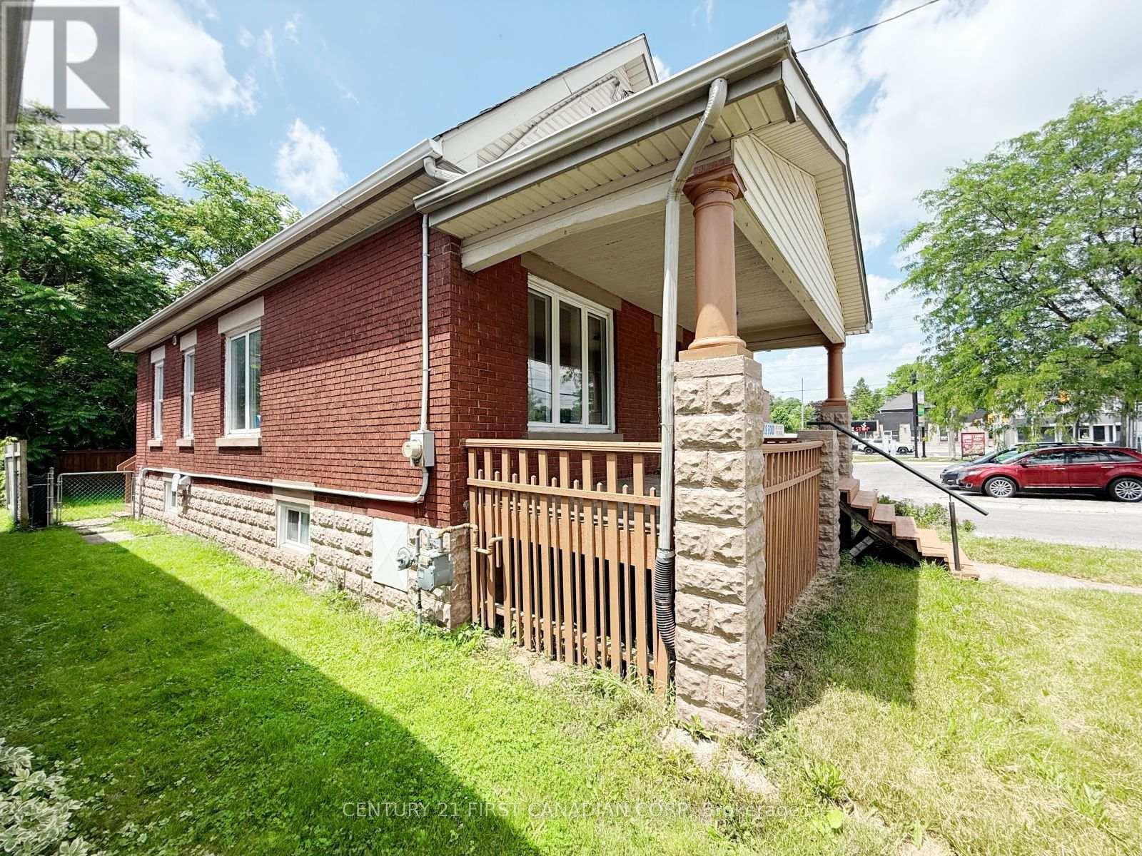 827 QUEBEC STREET - 4