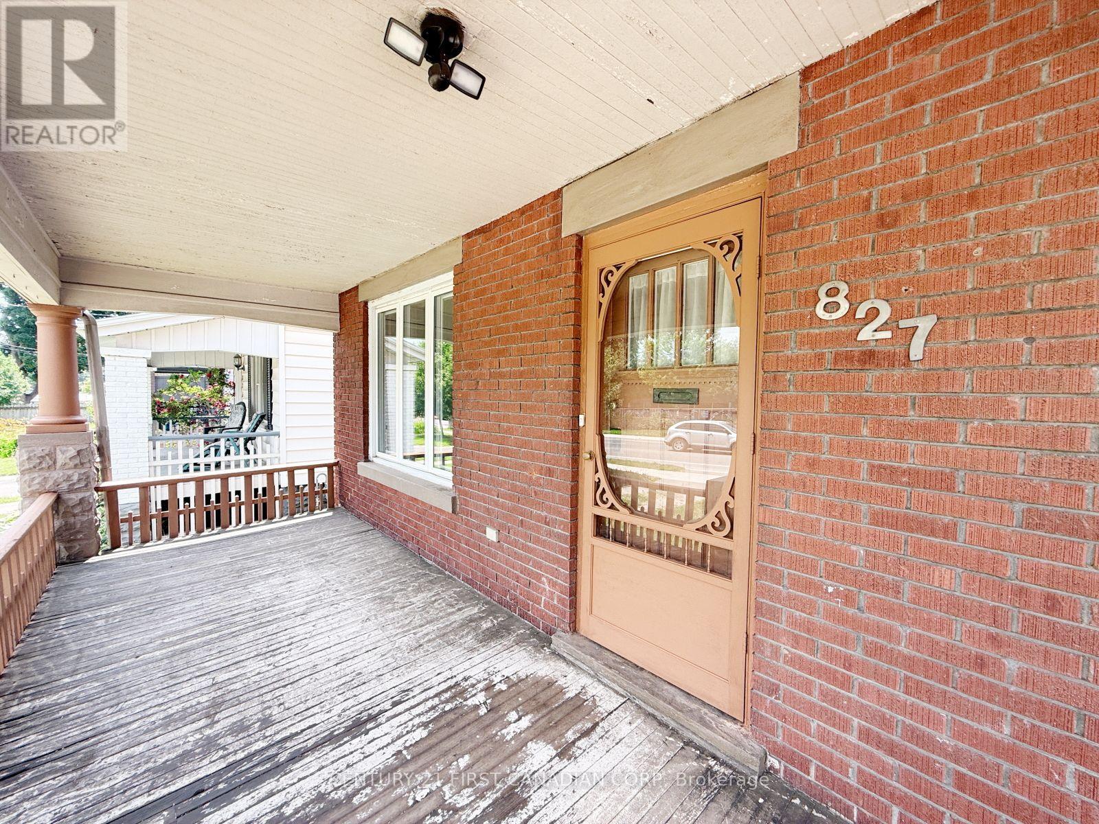 827 QUEBEC STREET - 5