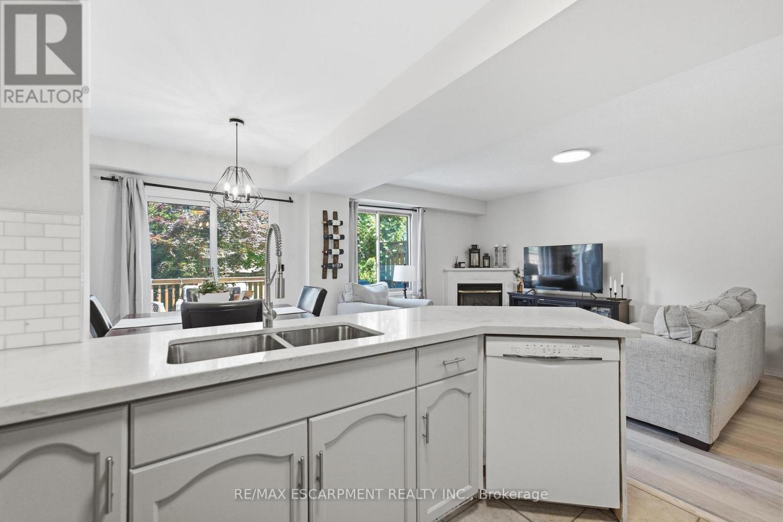 27 BEECH STREET - 11