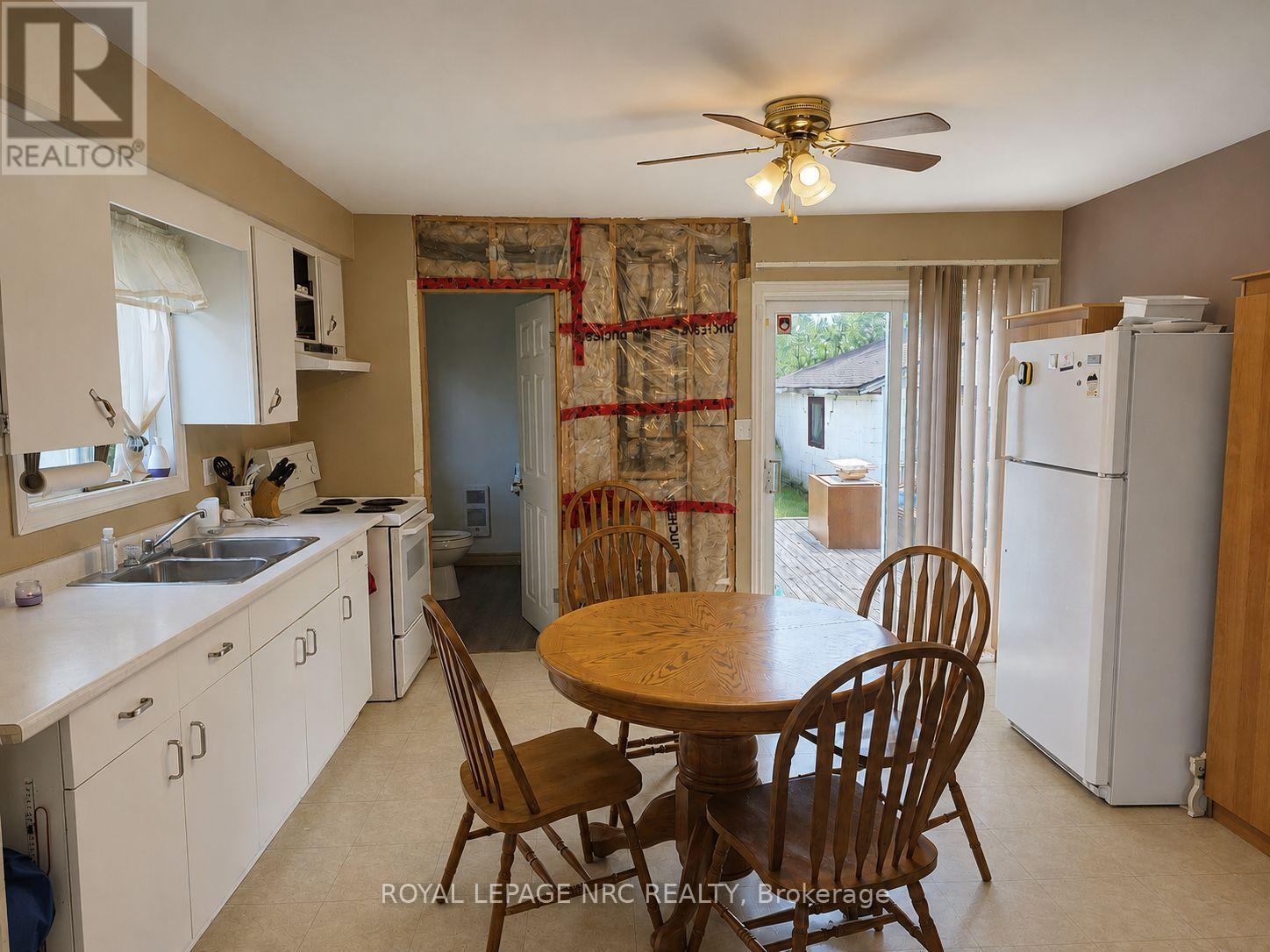 135 MCARTHUR AVENUE - Image 5