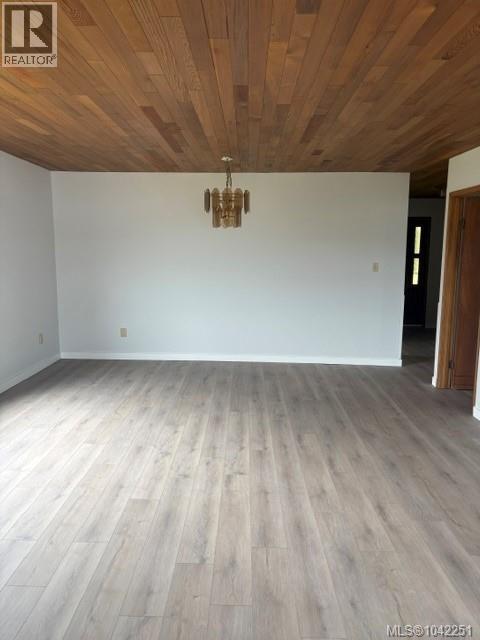 7375 Market St, Port Hardy