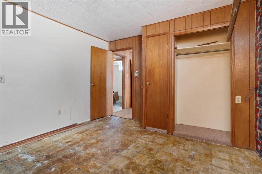 5316 55 Avenue - 18