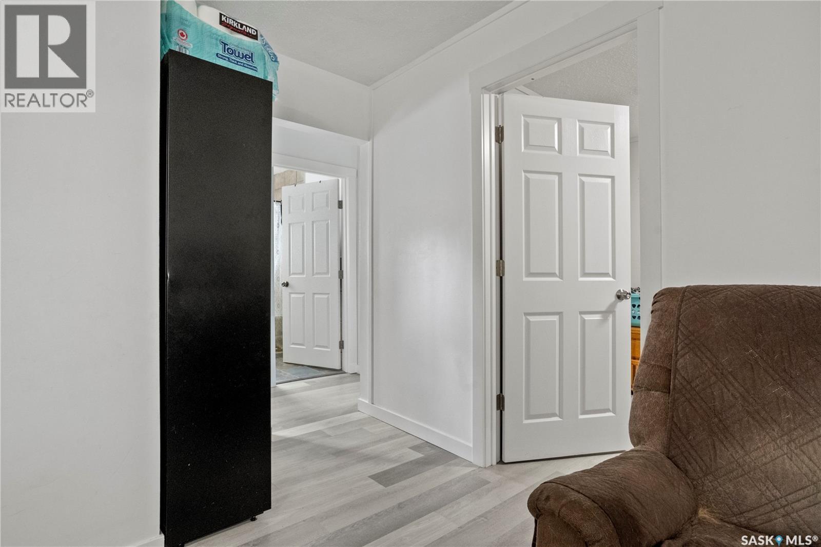 428 Scarth STREET - 9