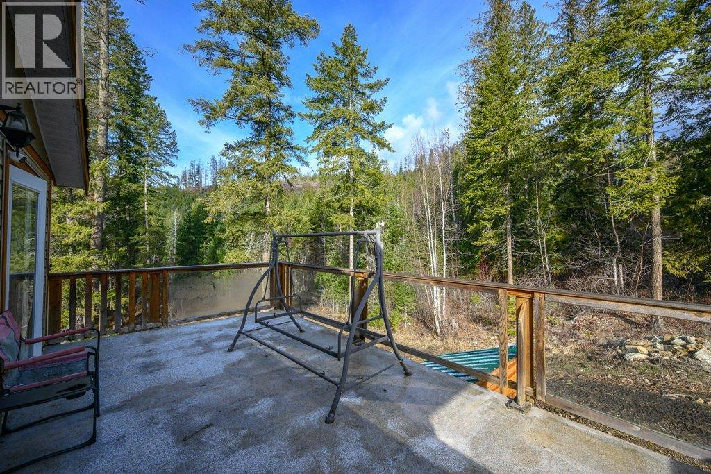 1665 Enderby Mabel Lake Road - 28