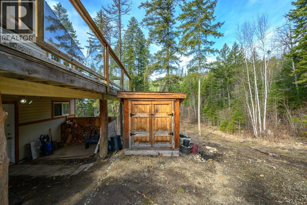 1665 Enderby Mabel Lake Road - 30