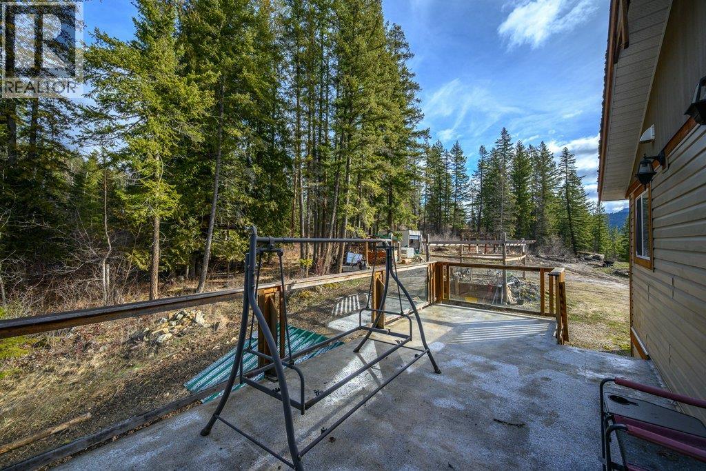 1665 Enderby Mabel Lake Road - 29
