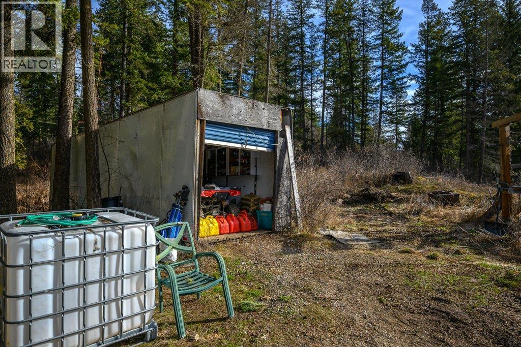 1665 Enderby Mabel Lake Road - 41