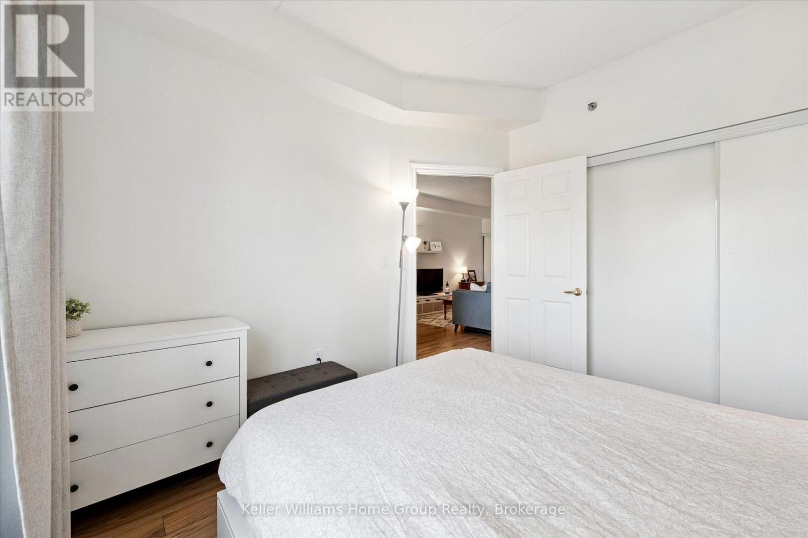 #114 308 WATSON PARKWAY N - 16
