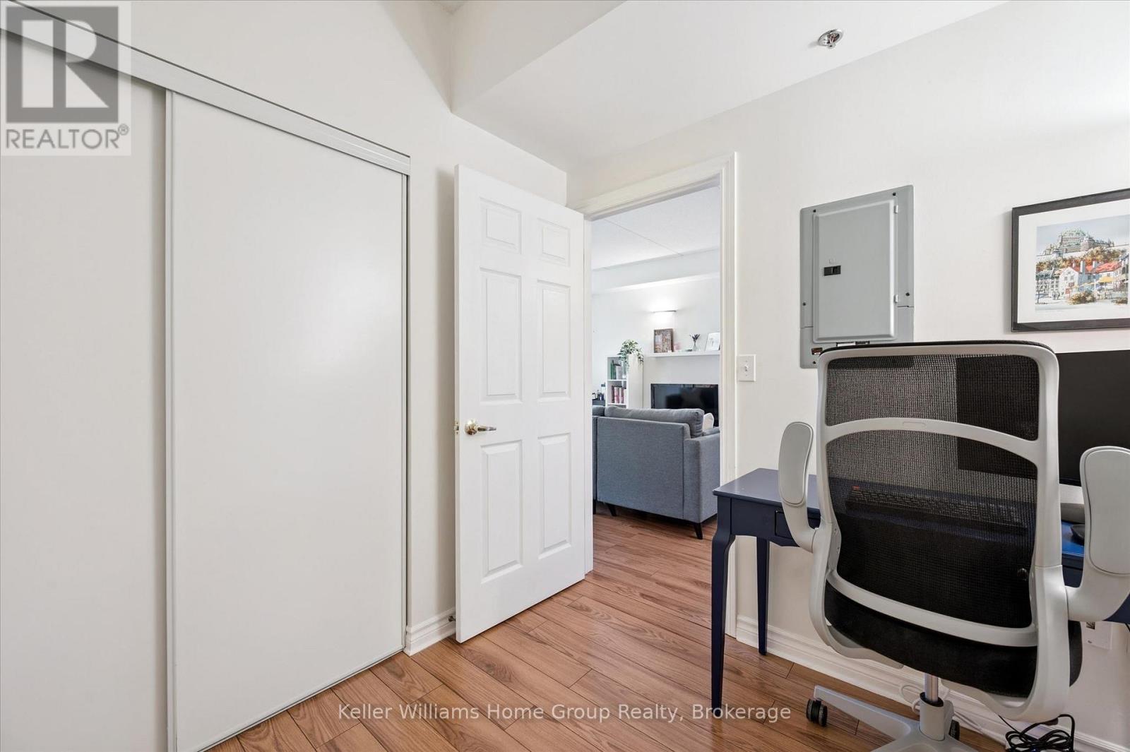 #114 308 WATSON PARKWAY N - 18
