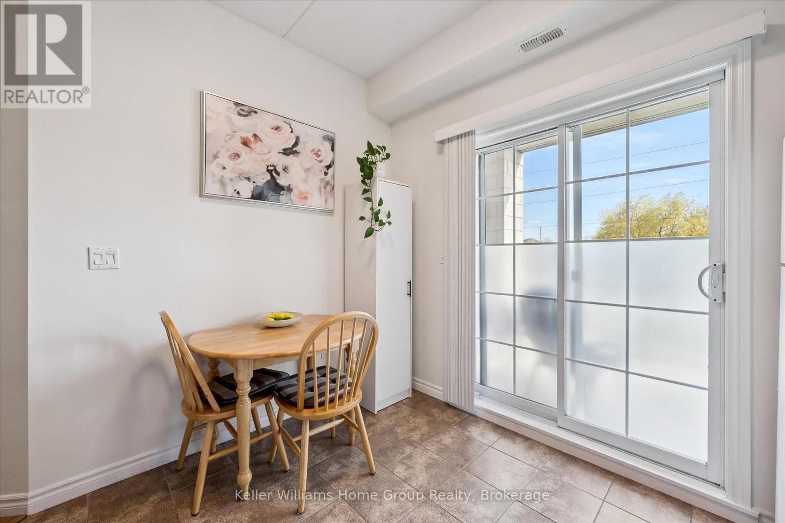 #114 308 WATSON PARKWAY N - 14