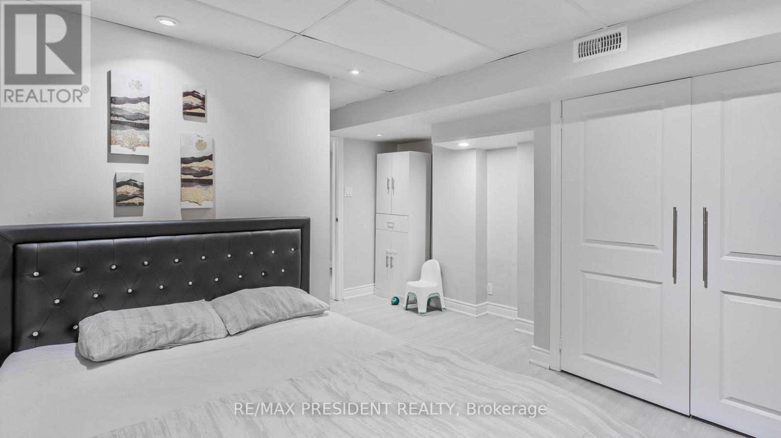 163 PRINCE CHARLES DRIVE - Image 33
