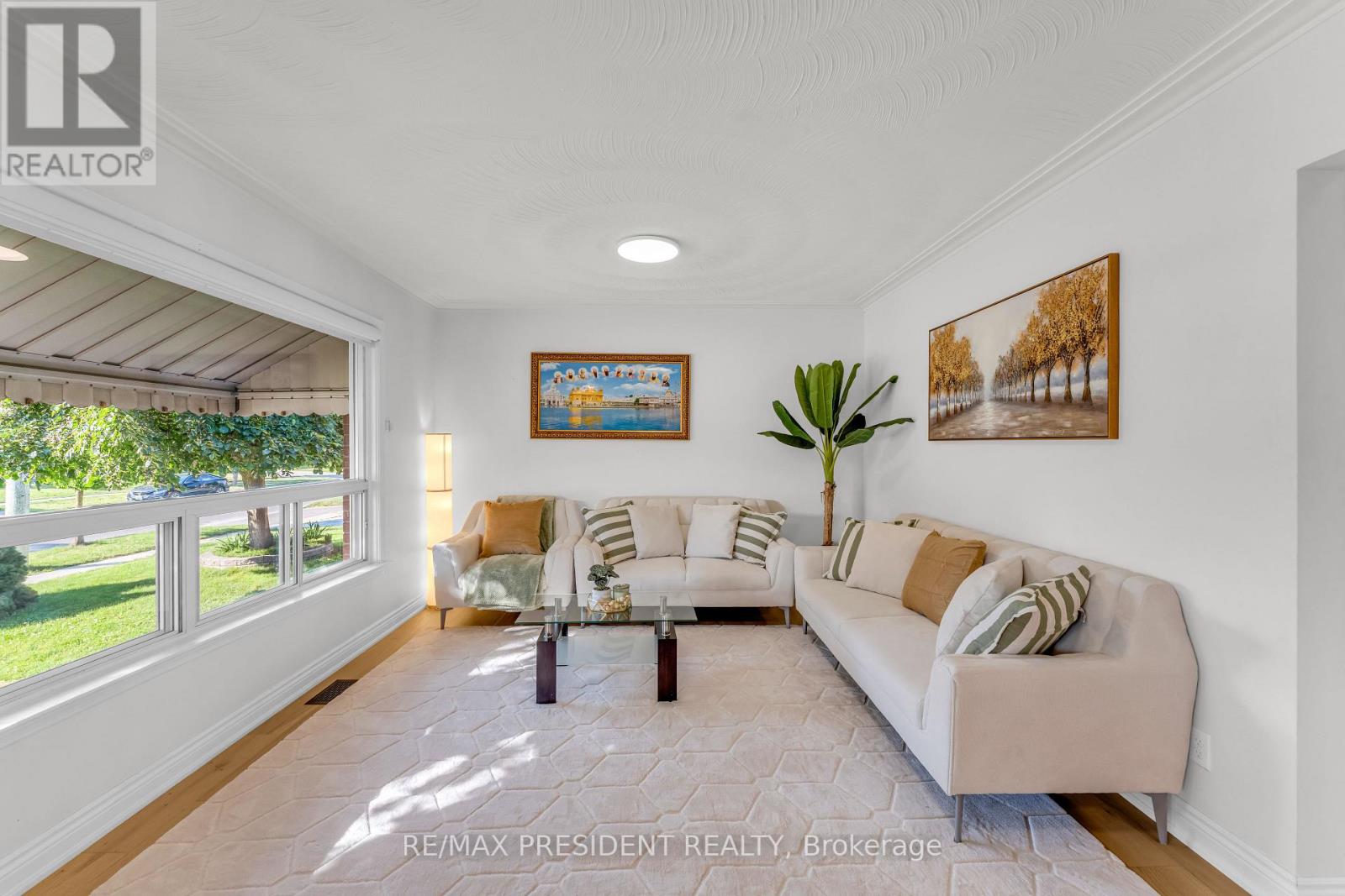 163 PRINCE CHARLES DRIVE - Image 6