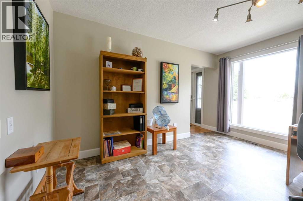 54075 742 Township - 28