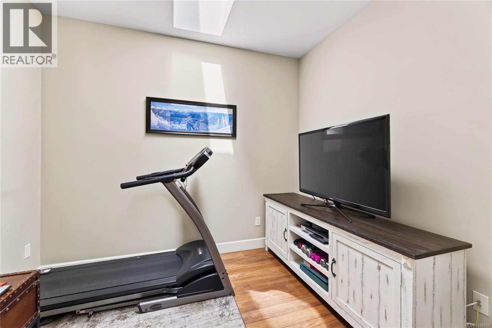 102 4472 Stonebridge Pl, Nanaimo