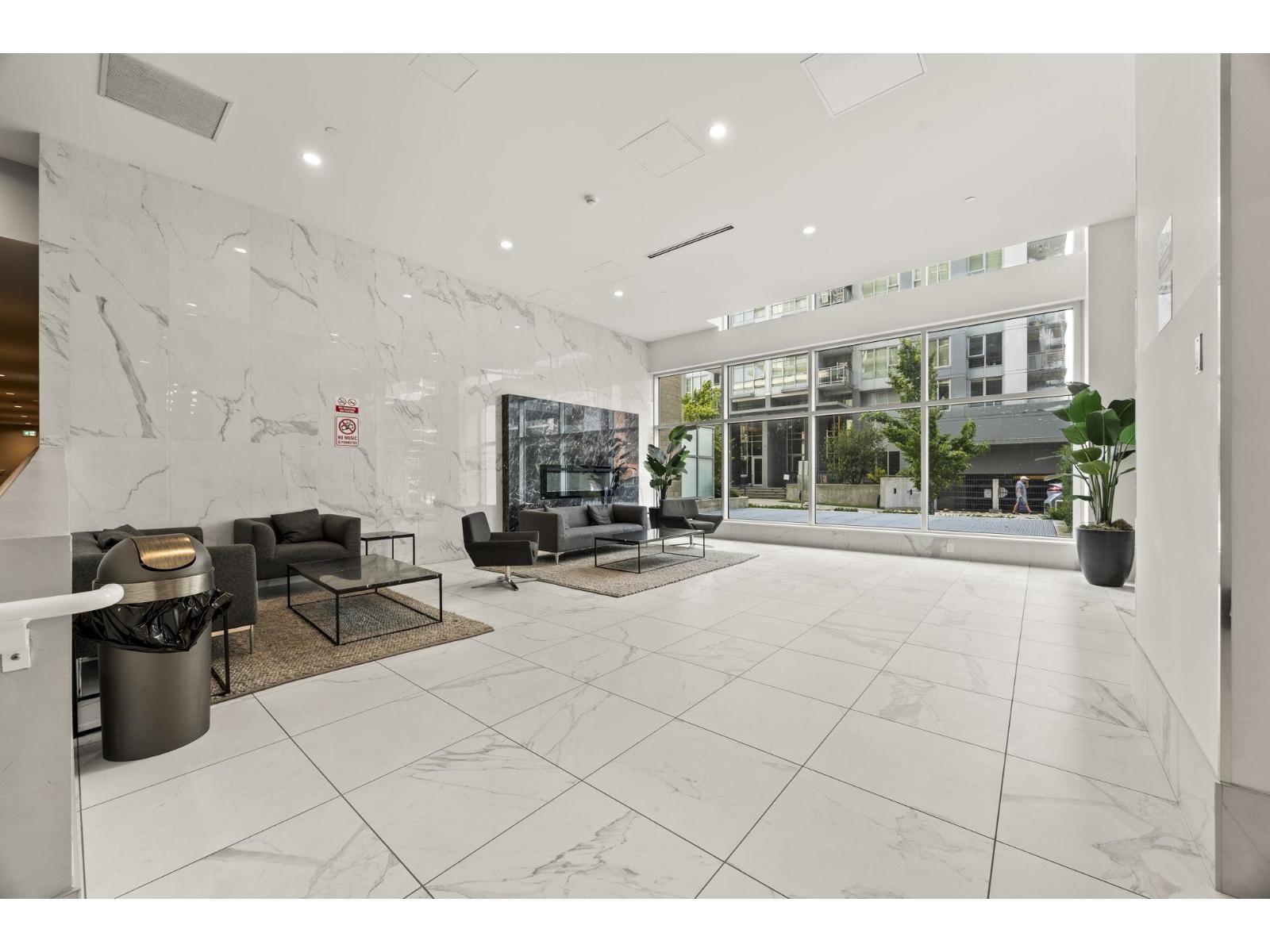 914 13350 CENTRAL AVENUE, Surrey