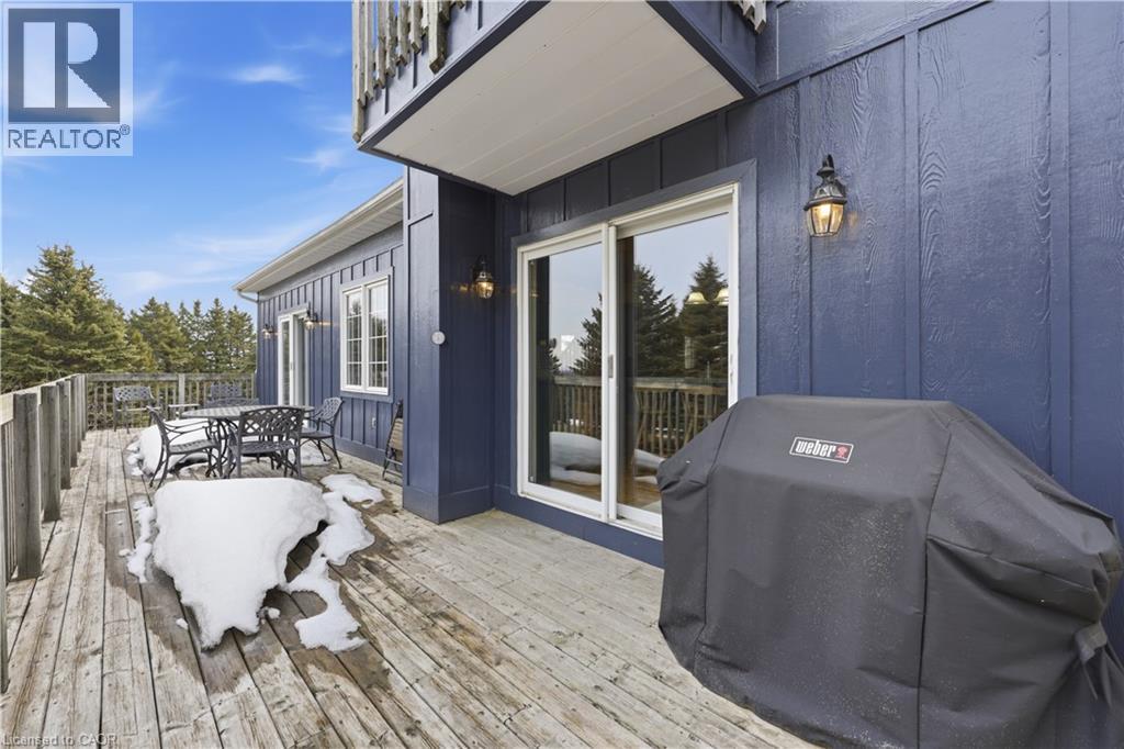 22 LLOYD'S TRAVERSE Crescent - 14