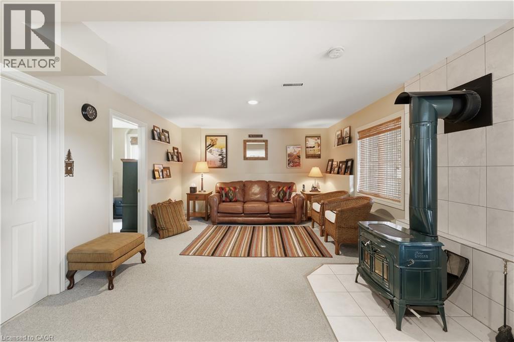 22 LLOYD'S TRAVERSE Crescent - 19