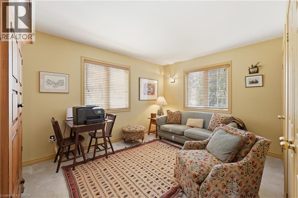 22 LLOYD'S TRAVERSE Crescent - 13